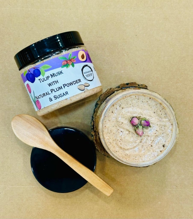 Tulip Musk Foaming Body Scrub